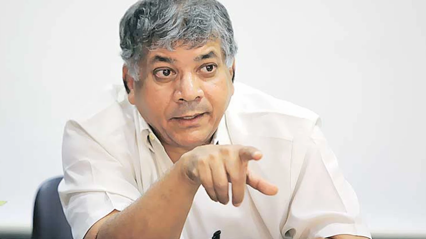 Sharad Pawar is casteist: Adv Prakash Ambedkar